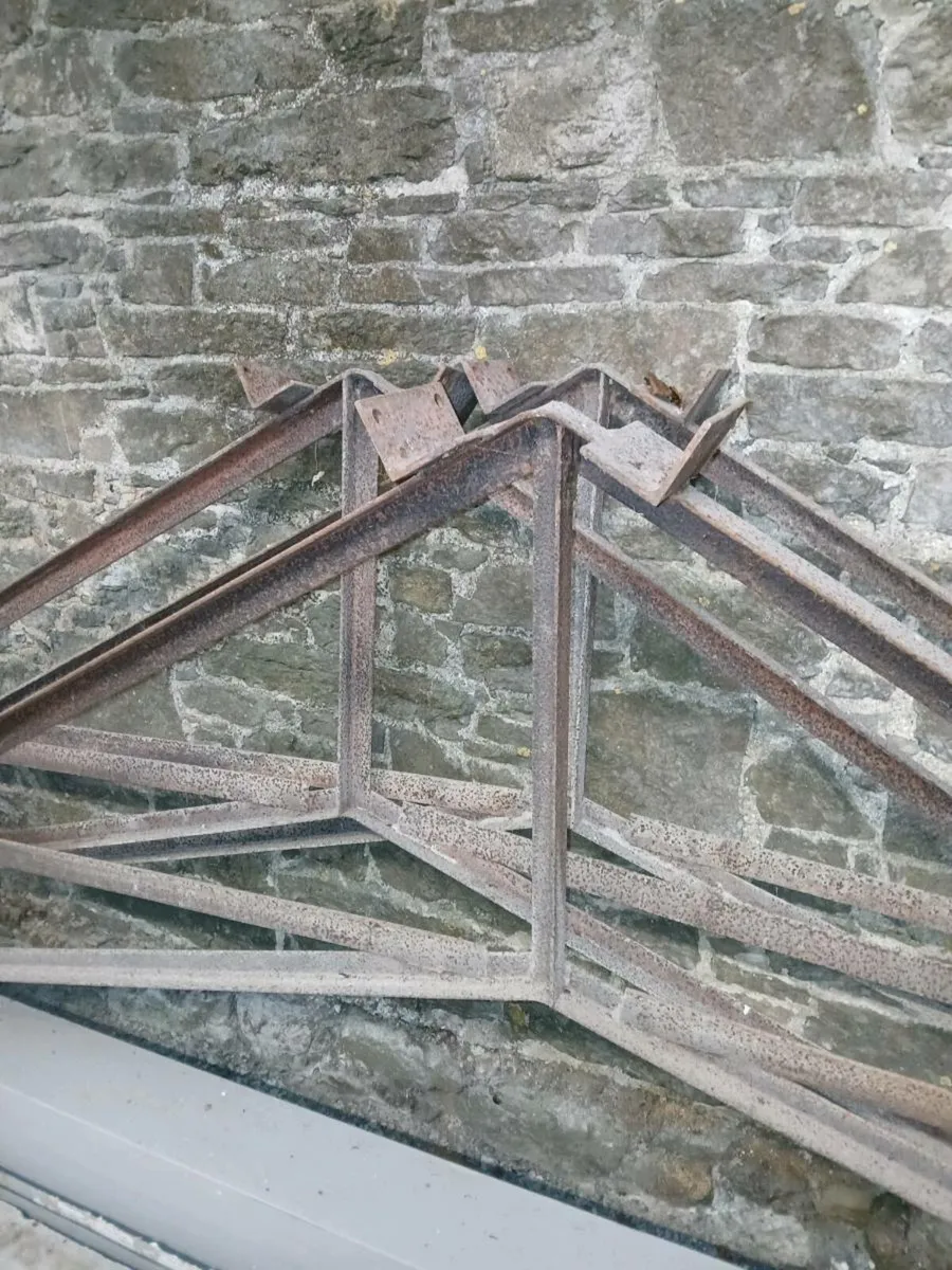 Roof Truss - Image 2