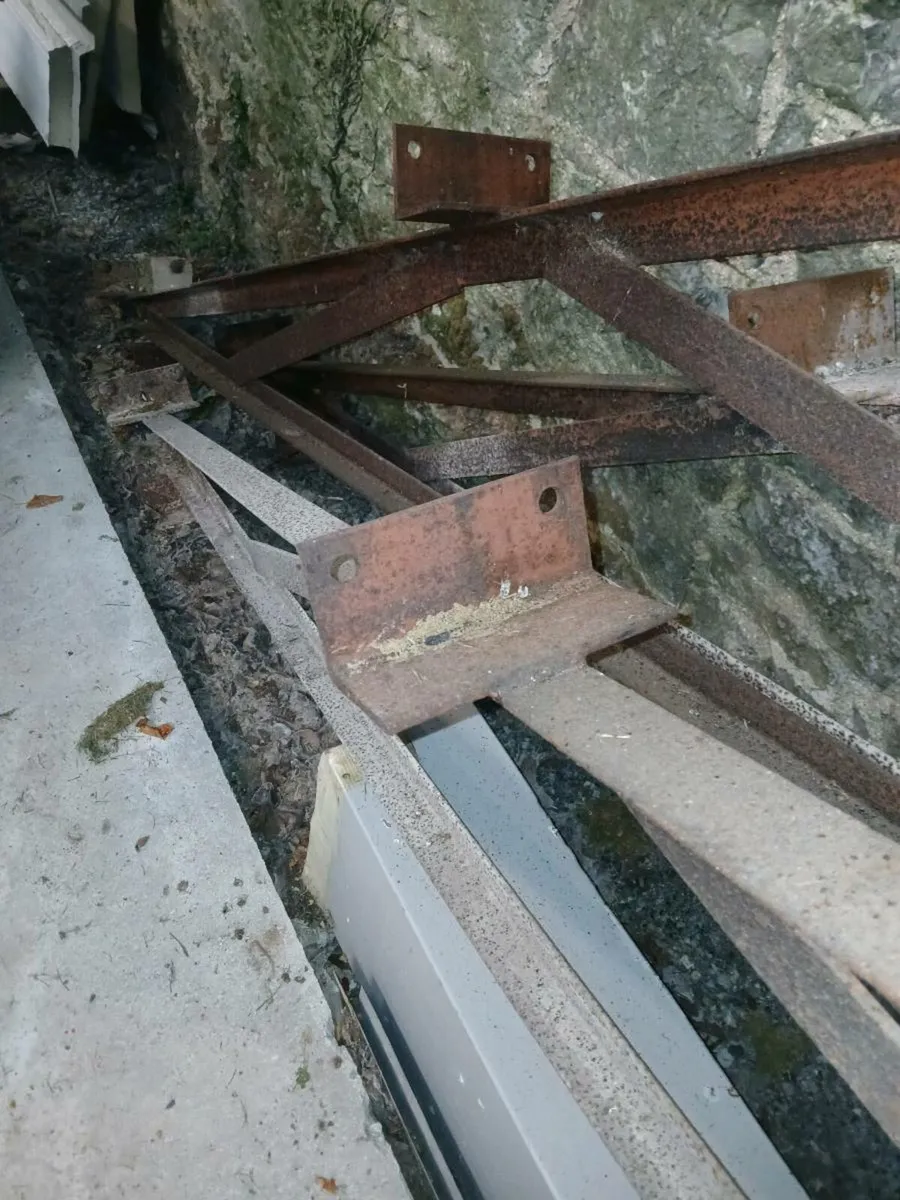 Roof Truss - Image 4