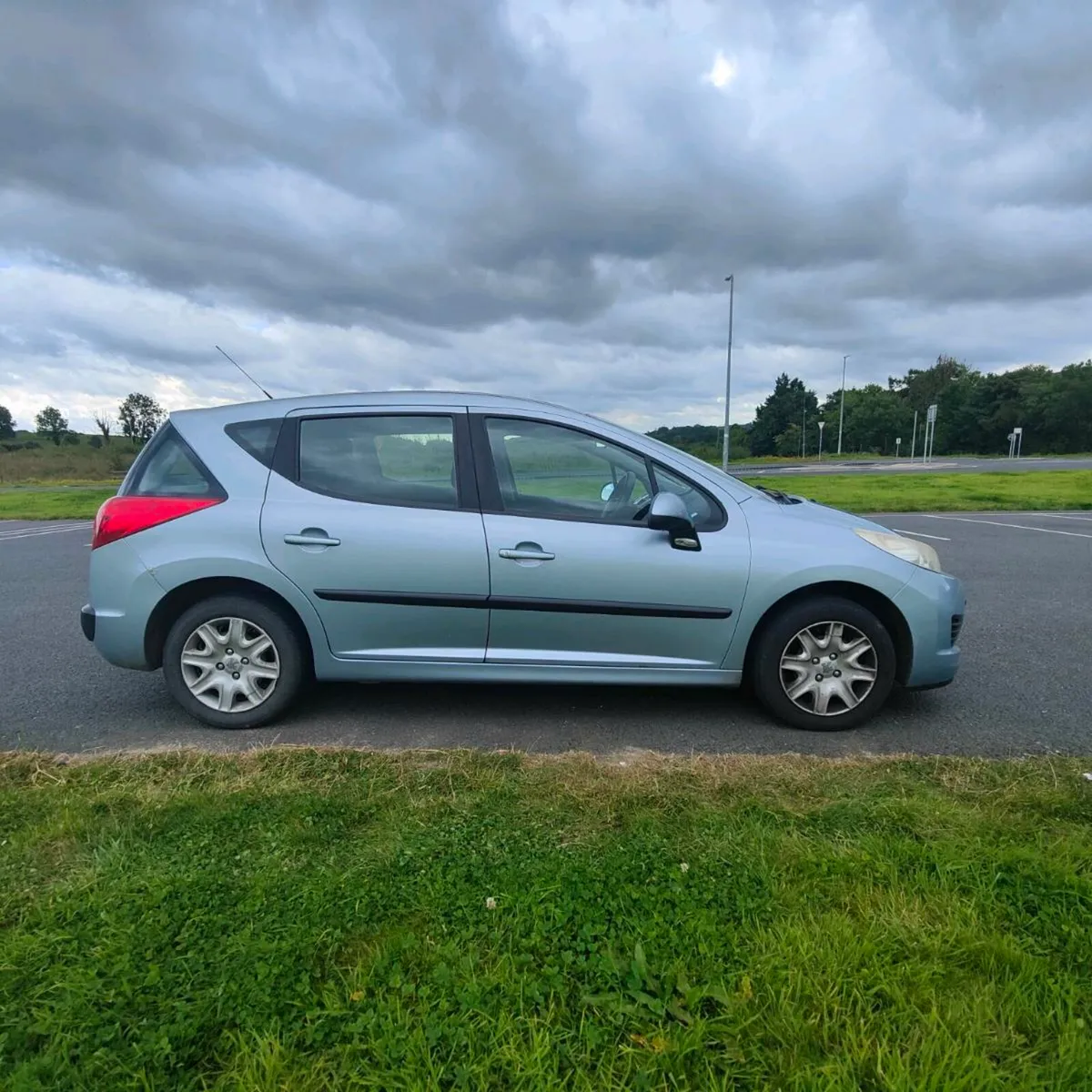 Peugeot 207 SW - Image 4