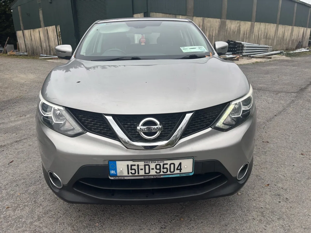 2015 Nissan qasqui 1.2 petrol only 67k kilometres - Image 3