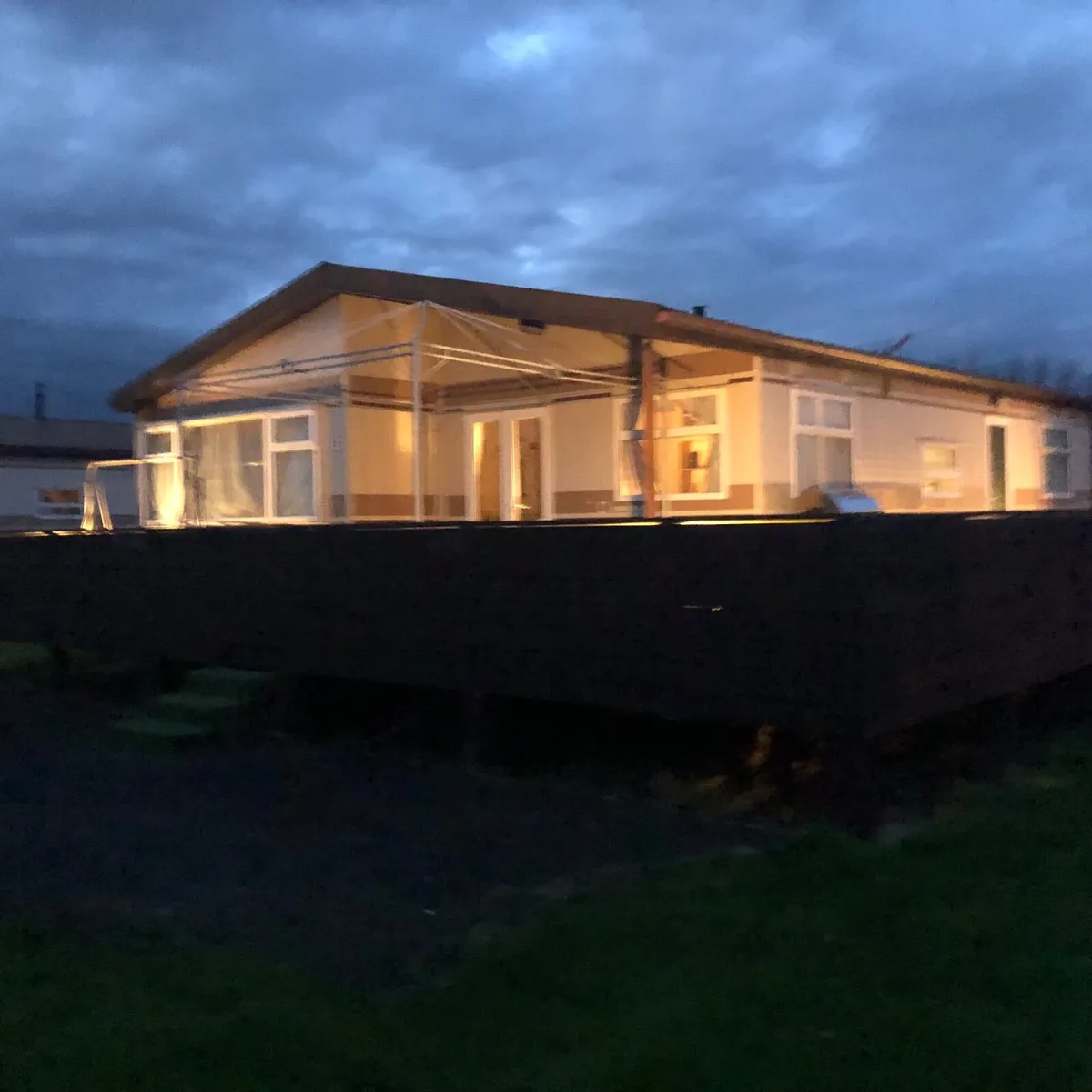 Mobile home - Image 1