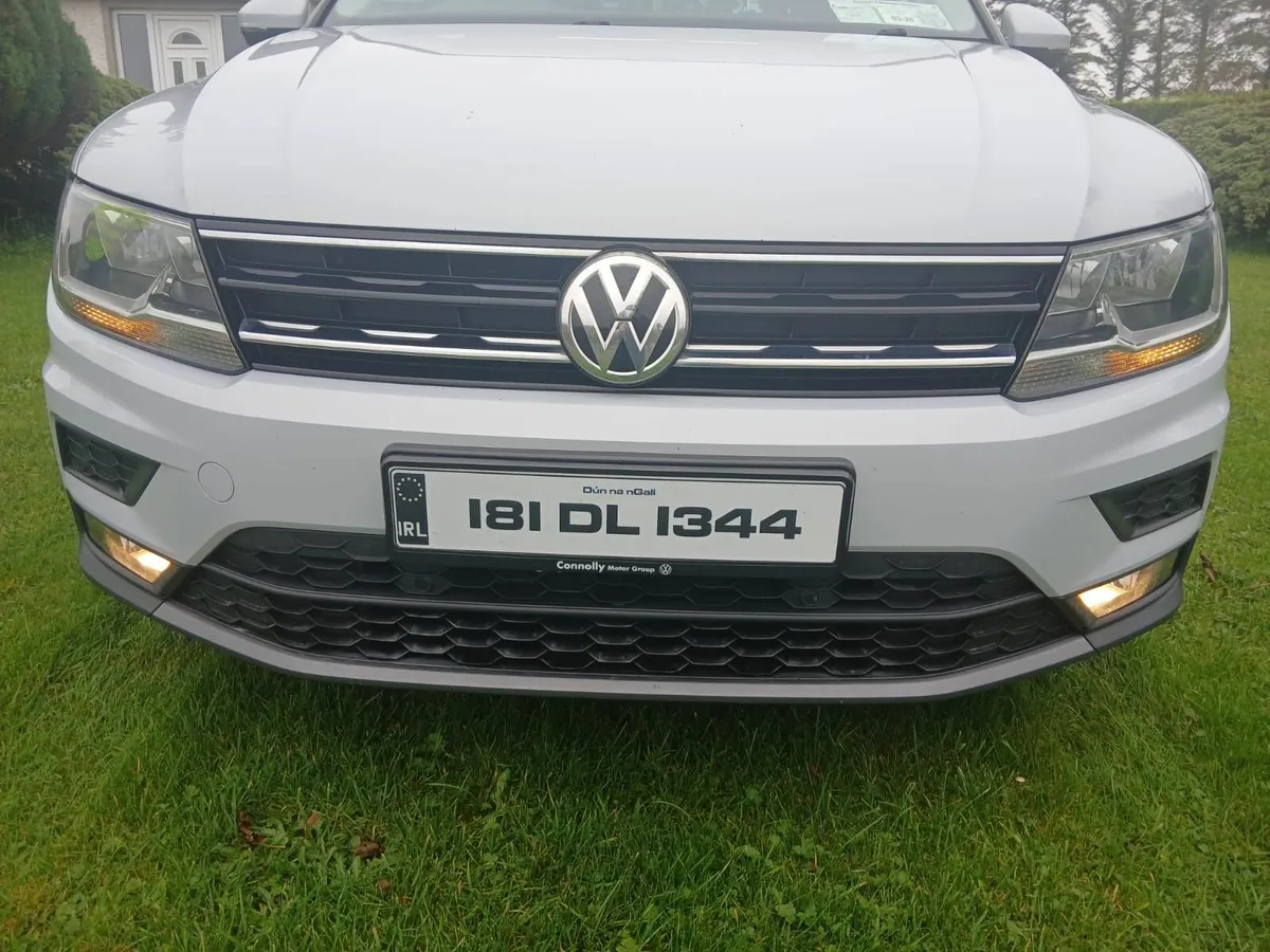 Volkswagen Tiguan 2018 - Image 2