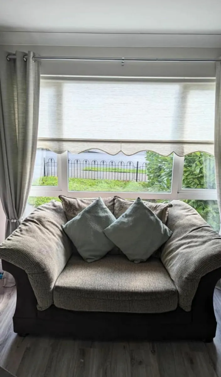 2 Seater sofa - Image 3