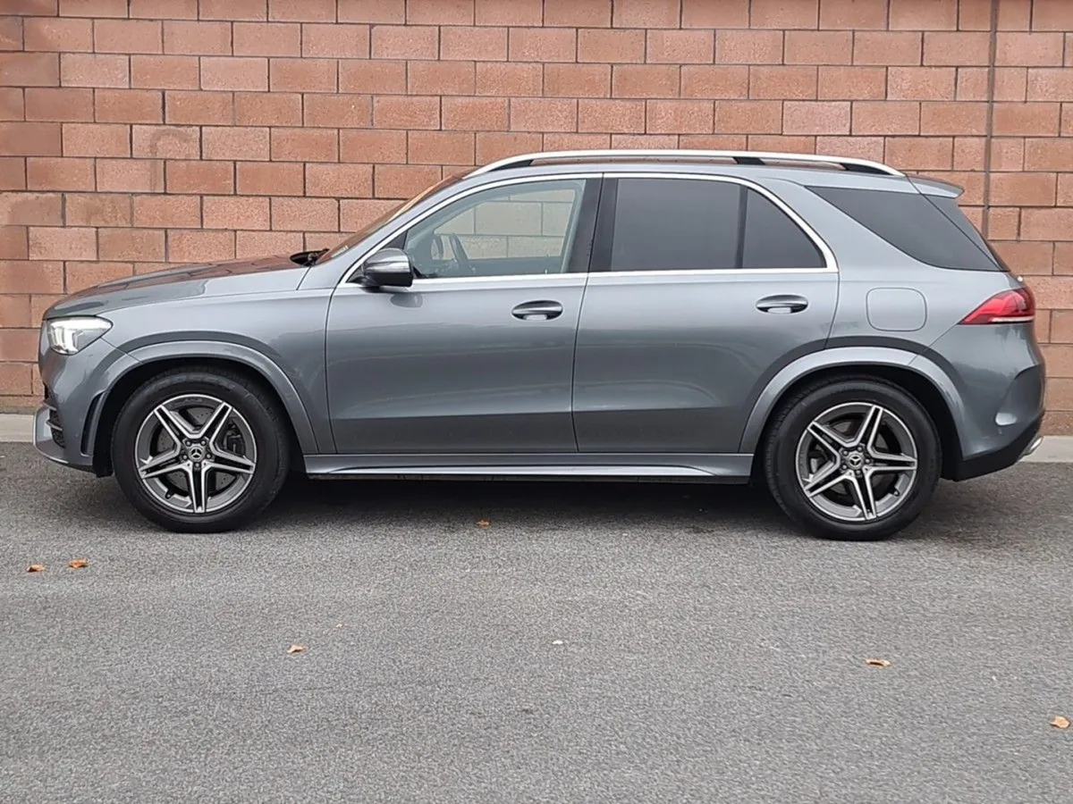Mercedes-Benz GLE-Class AMG Line Plug in Hybrid 2 - Image 3