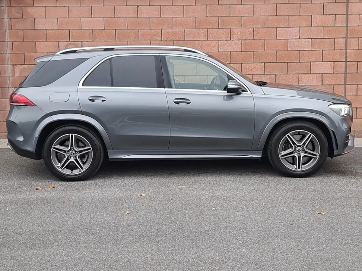 Mercedes-Benz GLE-Class AMG Line Plug in Hybrid 2 - Image 4