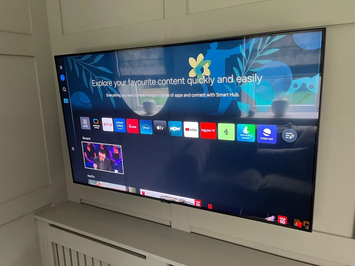 Samsung 55” & Fixed Wall Mount - Image 2