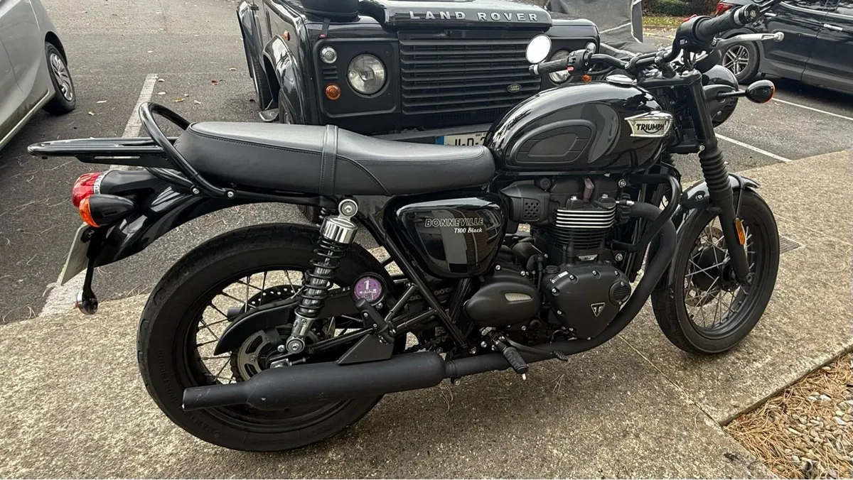 Triumph Bonneville T100 - Image 2