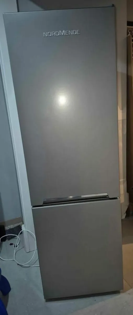 Fridge Freezer - Image 4