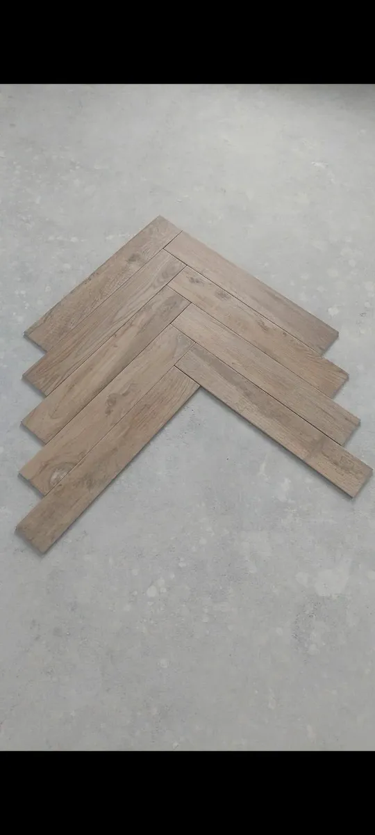 Wood Effect Tiles - Image 2