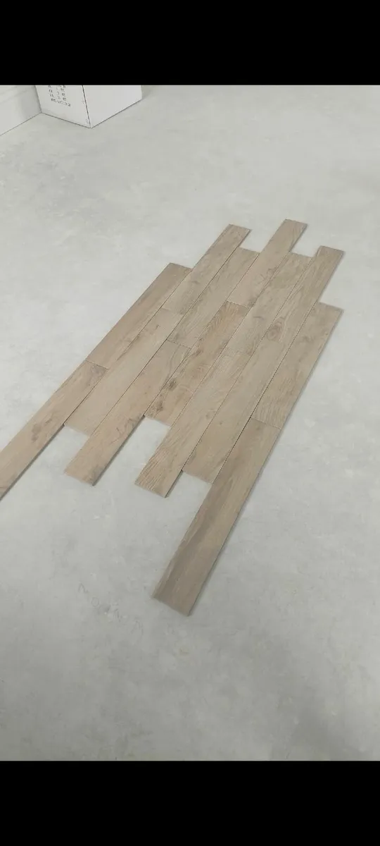 Wood Effect Tiles - Image 3