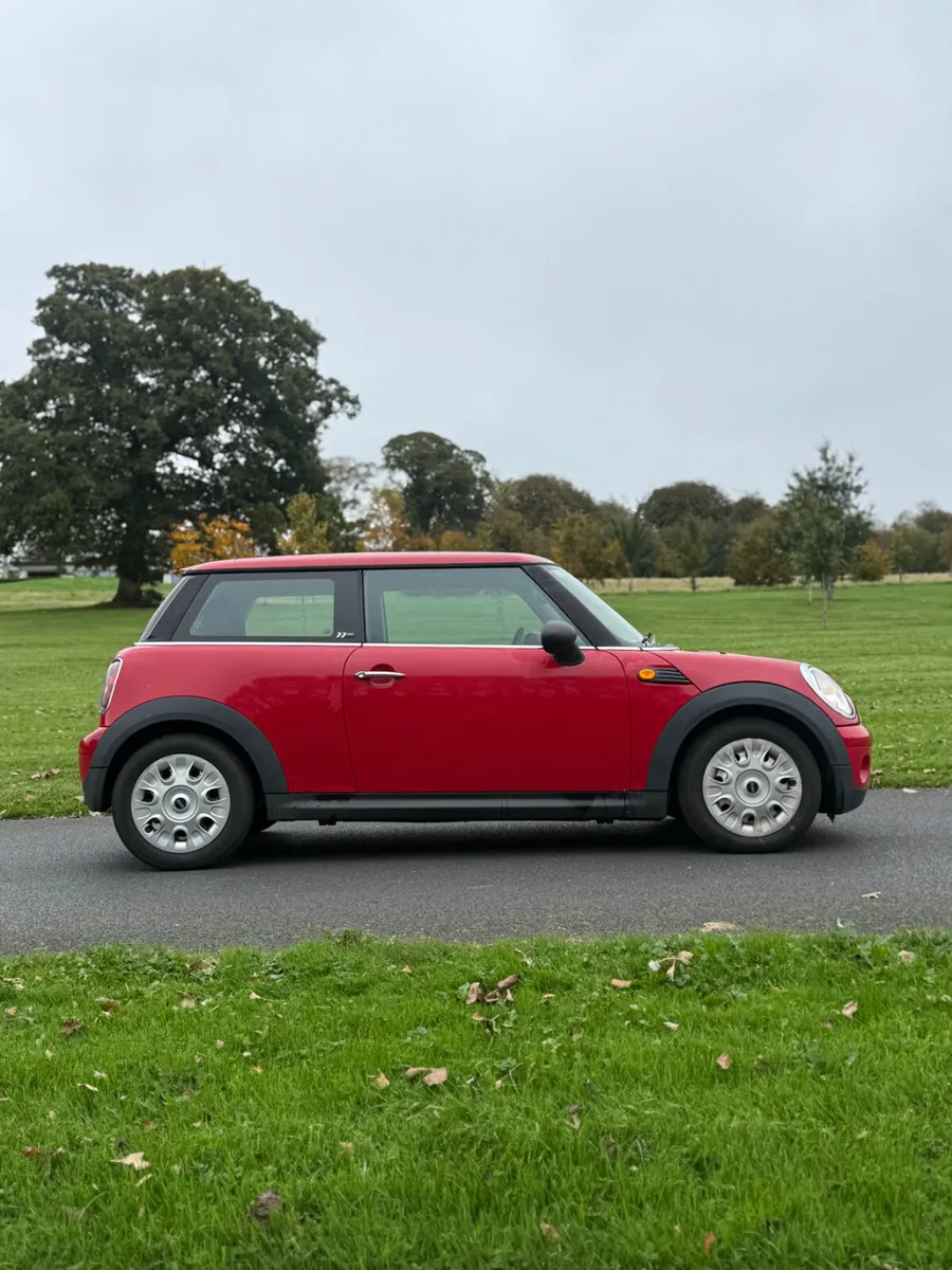 Mini First 2010 - Image 4