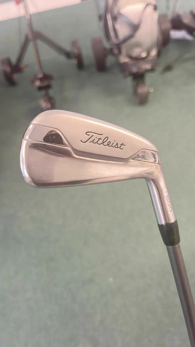 Titleist U500 3 Iron(20') Project X 6.0 Stiff €149 - Image 1