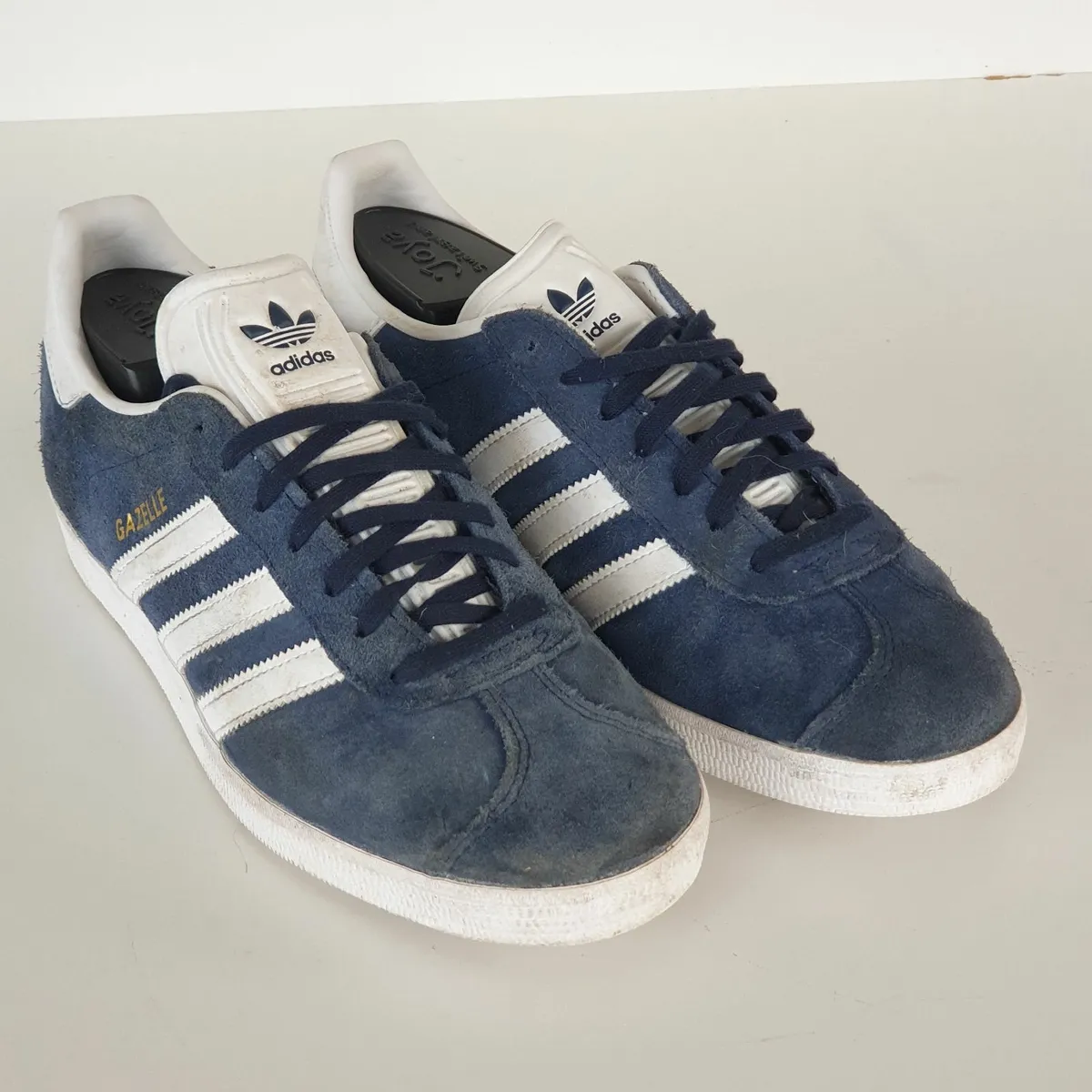 Adidas Gazelle blue suede trainers size 7 - Image 1