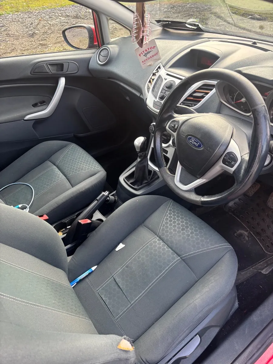 Ford Fiesta 2009 - Image 3