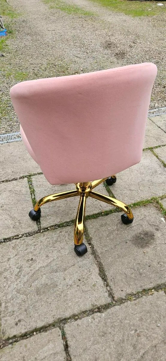 Office Chair - Image 2