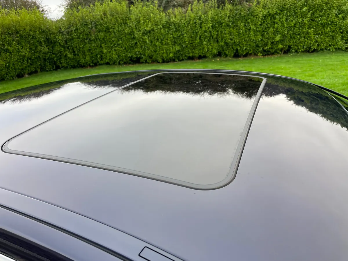 Mercedes-Benz E-Class 2010 - Image 3
