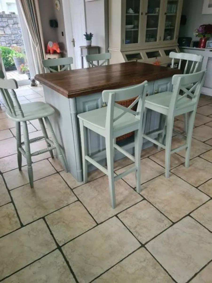 Kitchen Island Stools