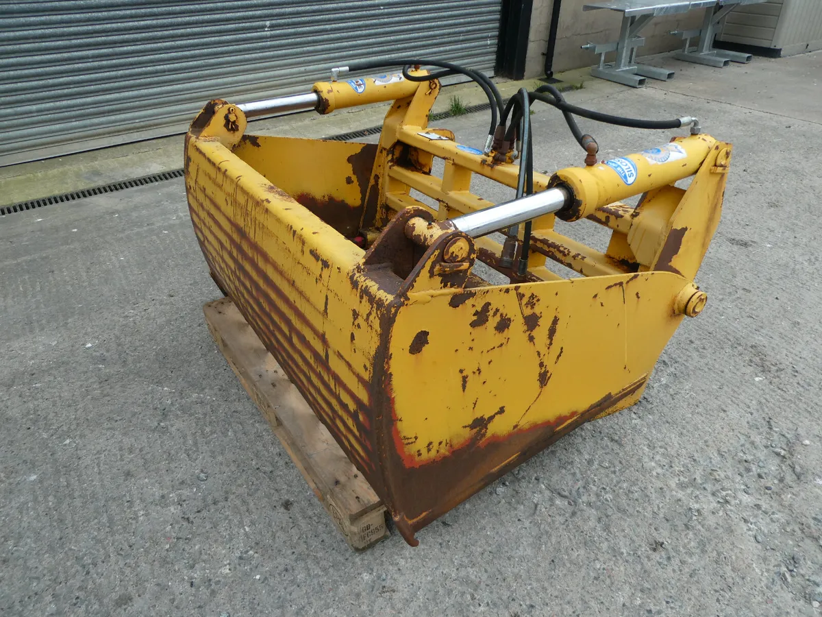 Selection of Used Sheargrabs - Image 1