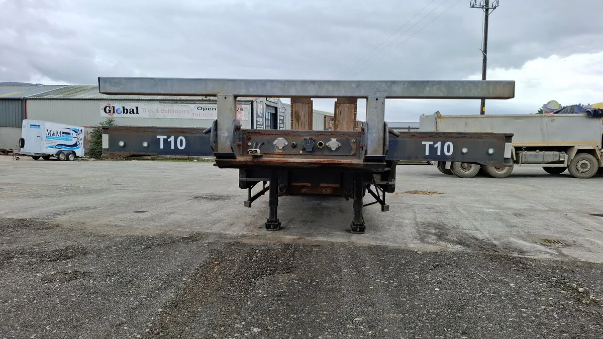2017 MAC Low Loader , 3 Axles , Drum Brakes 48 ton - Image 3