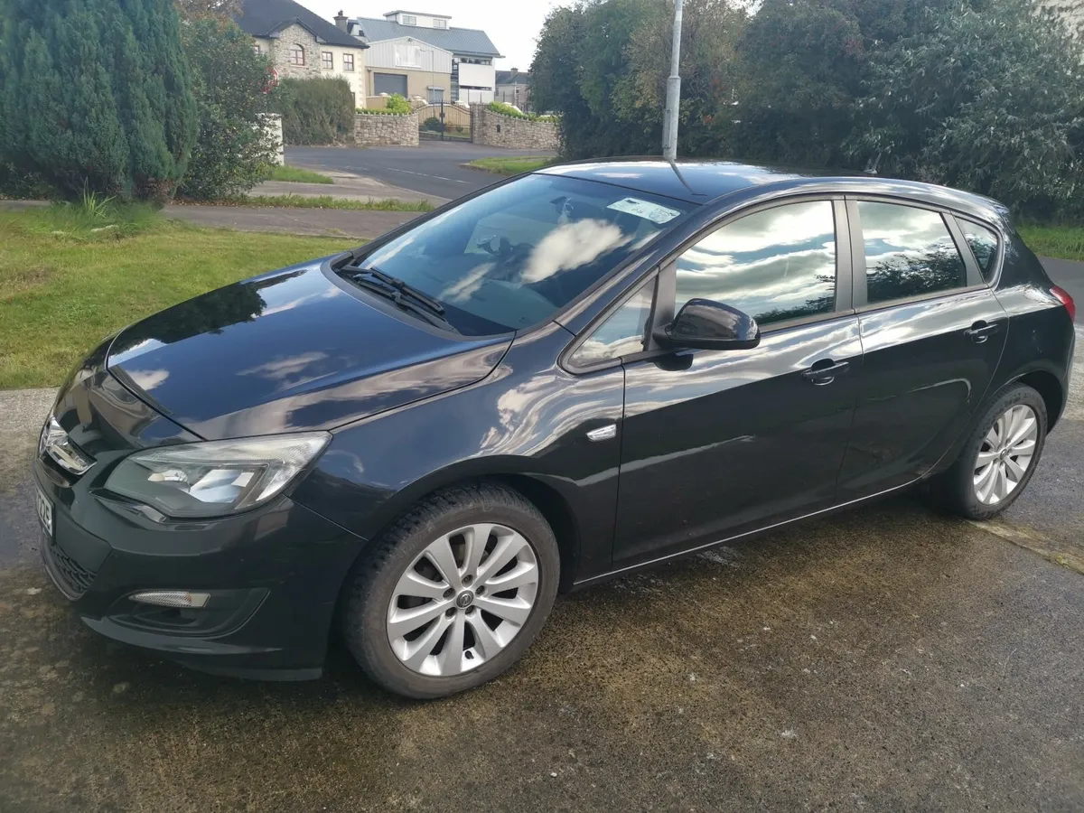 Opel Astra 2014 - Image 3