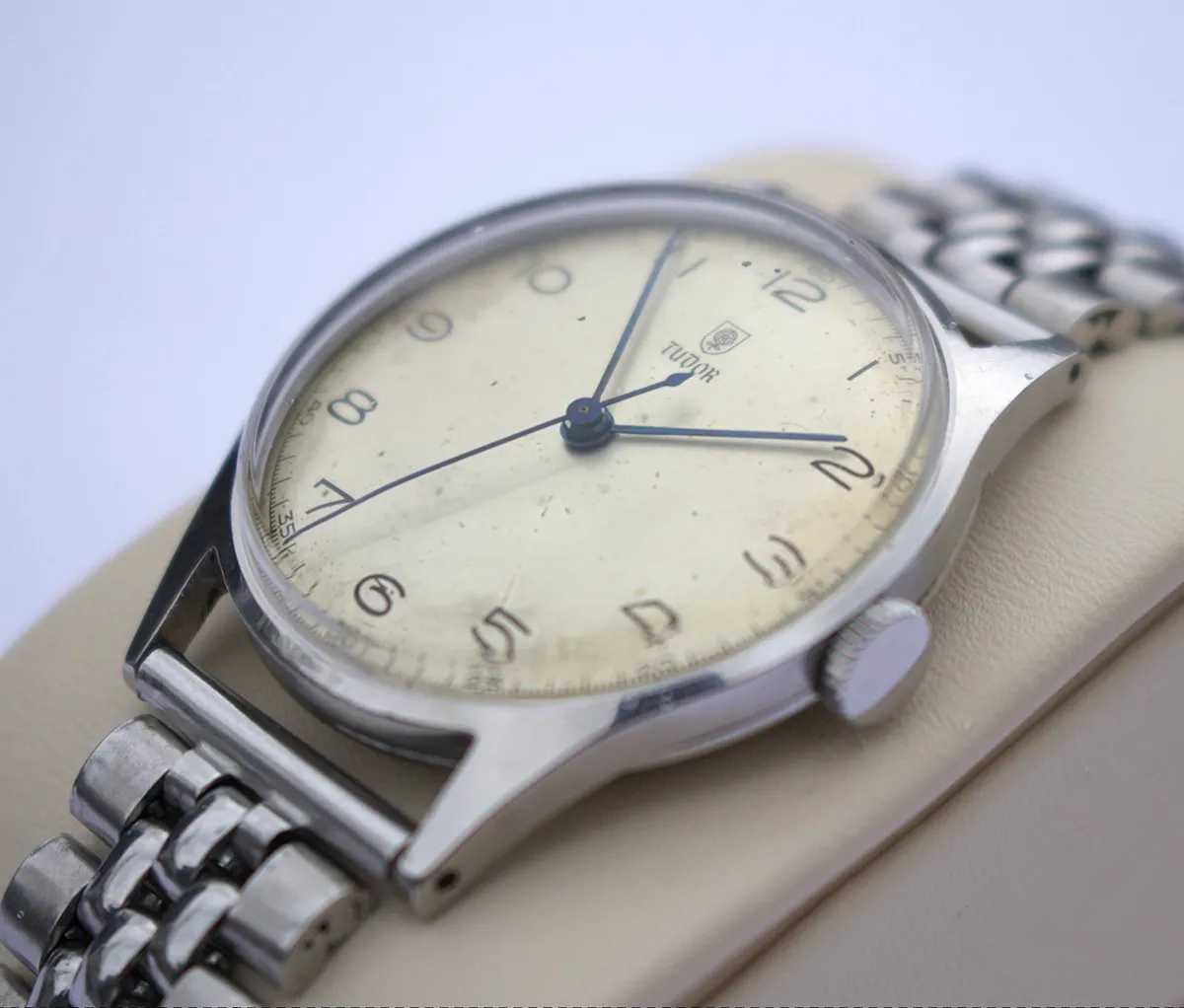 Vintage Tudor 17J Manual Wind Watch | 1950s - Image 4