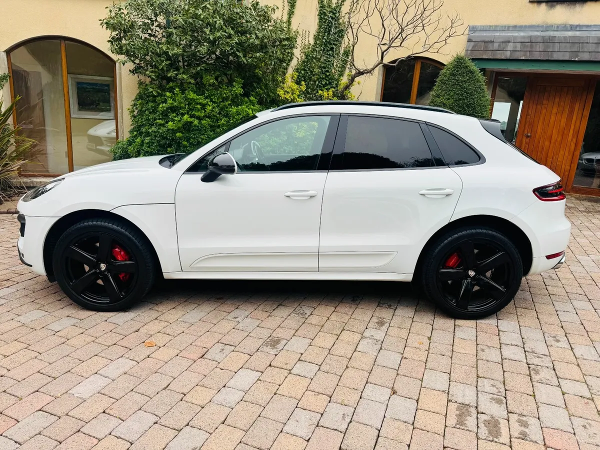 Porsche Macan TURBO - A FAMILY SUPERCAR***STUNNING - Image 2