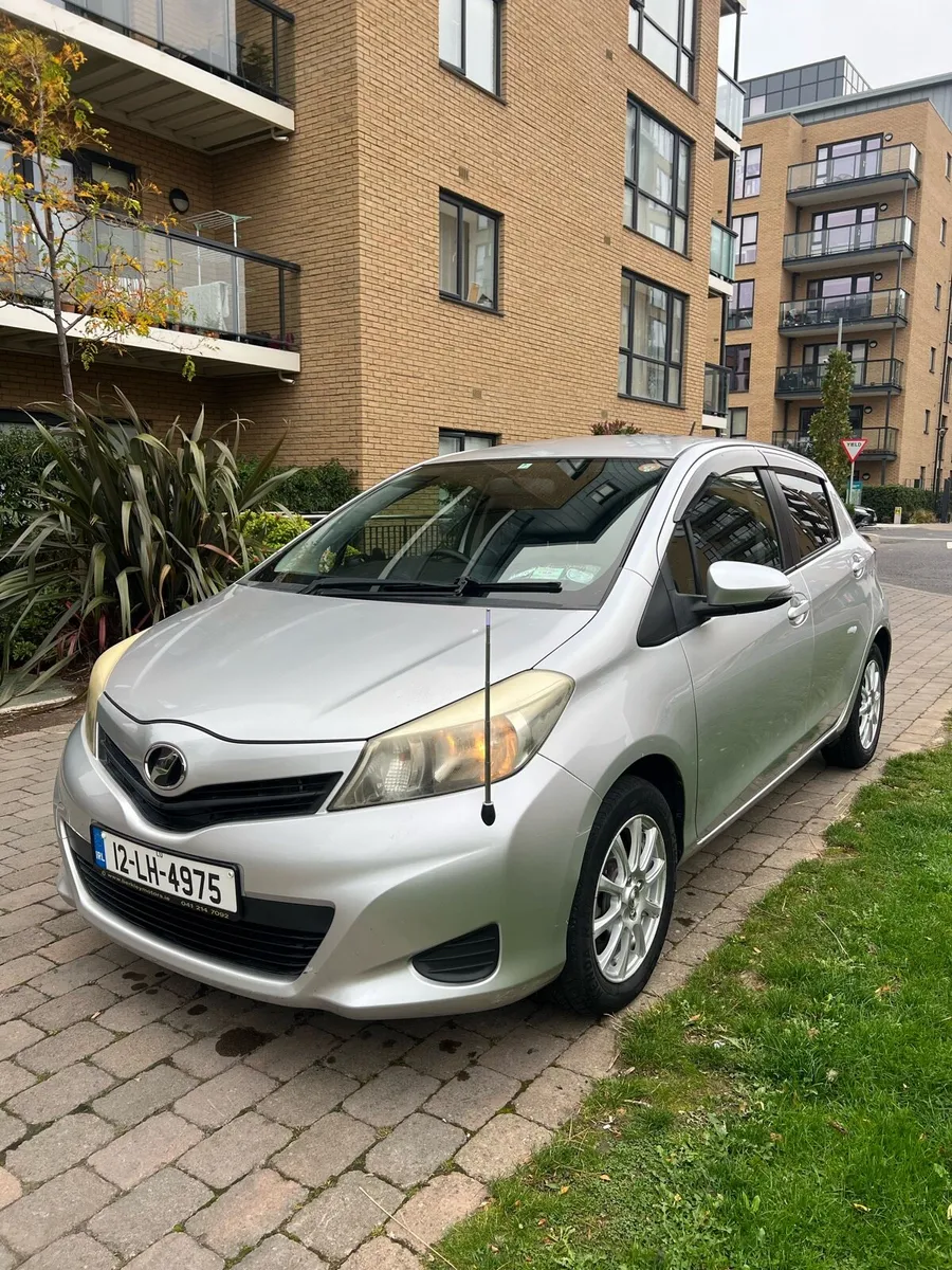 Toyota Yaris 2012 Automatic / Remonte - Image 1