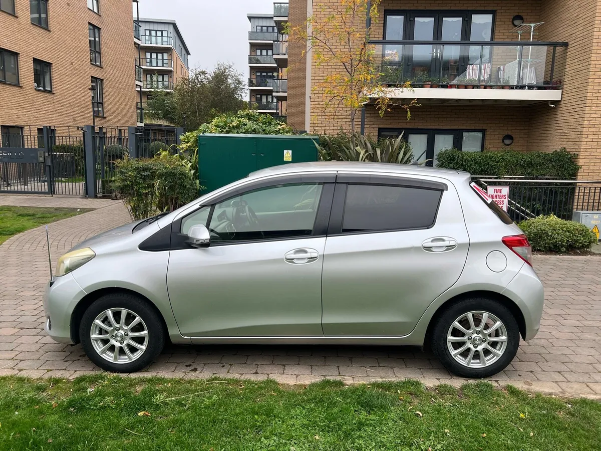 Toyota Yaris 2012 Automatic / Remonte - Image 4