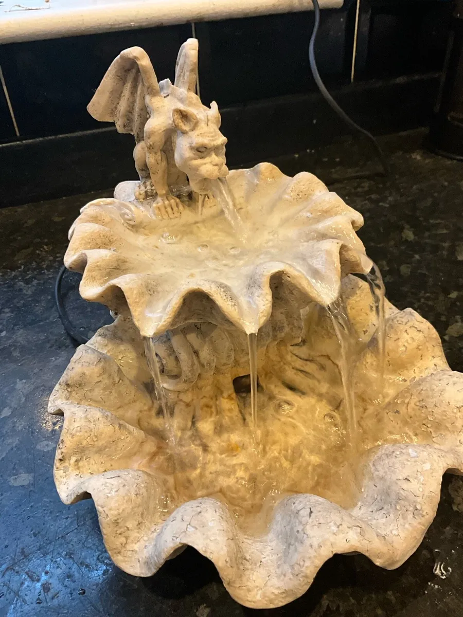 Unique Vintage Indoor Water Fountain - Image 4