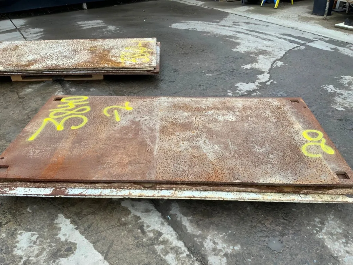 20mm ROAD CROSSING PLATE / TRENCH COVERS...3840. - Image 3