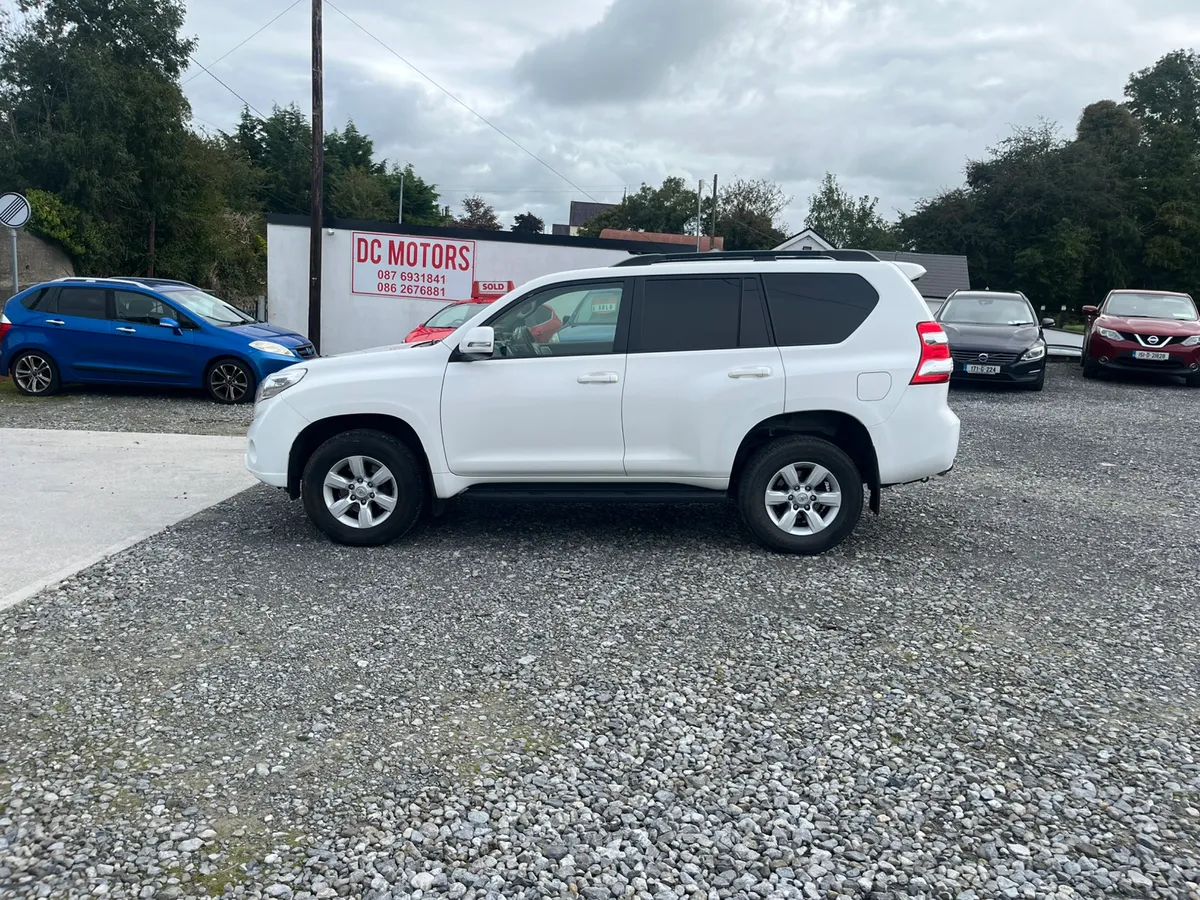 2017 Toyota landcruiser commercial - Image 1