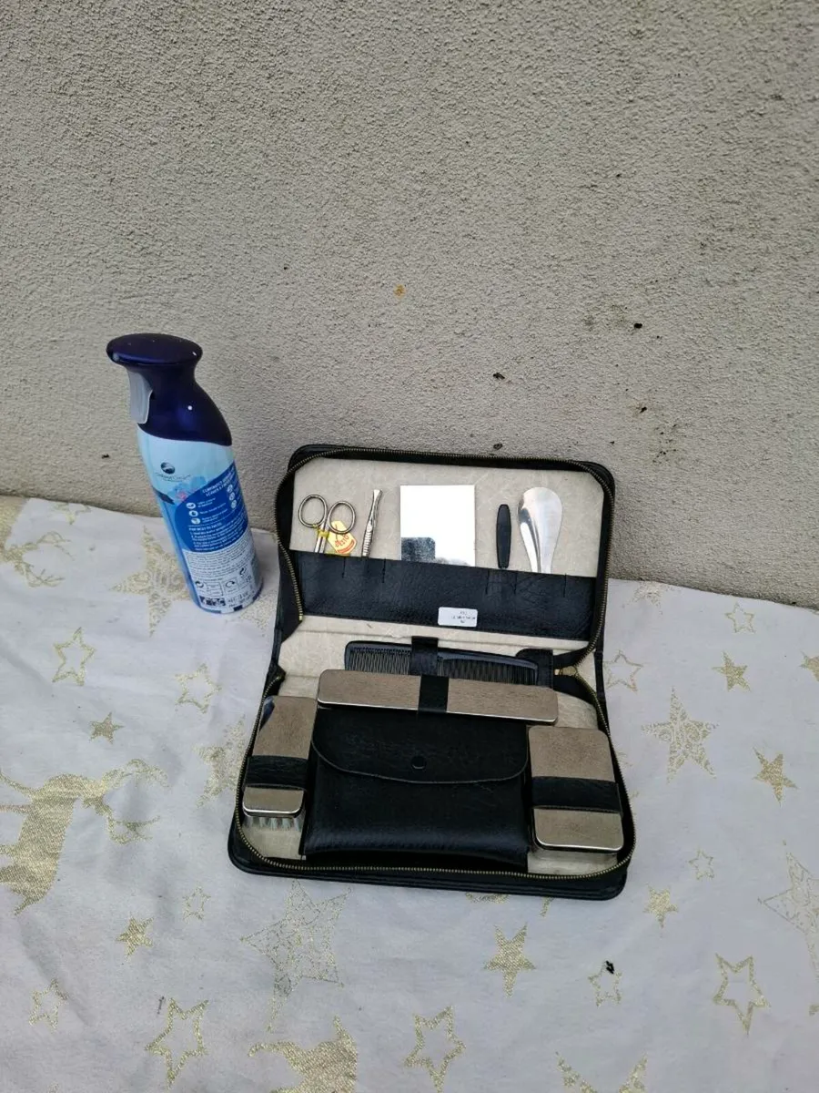 Vintage shaving box postage possible