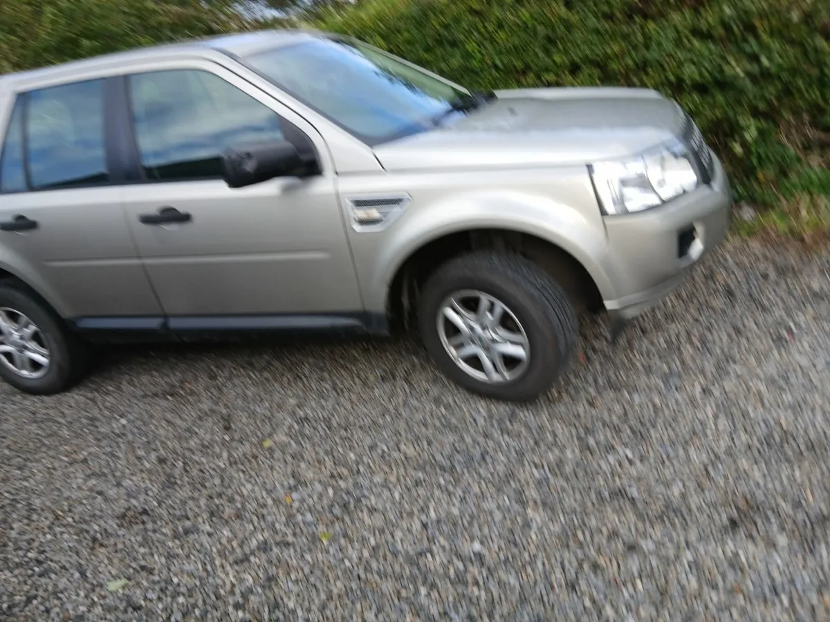 Land Rover Freelander 2 2011 - Image 3