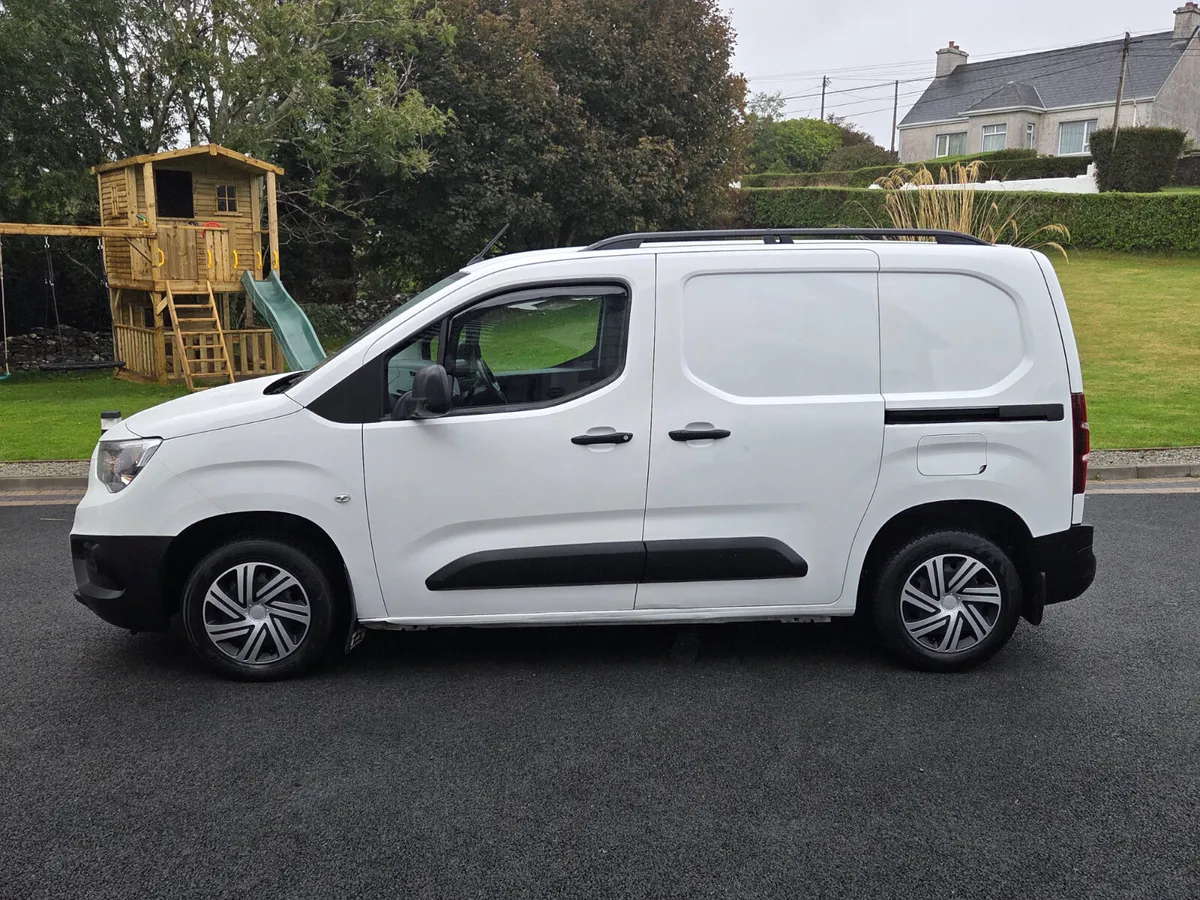 2019 OPEL COMBO 1.6HDI - Image 4
