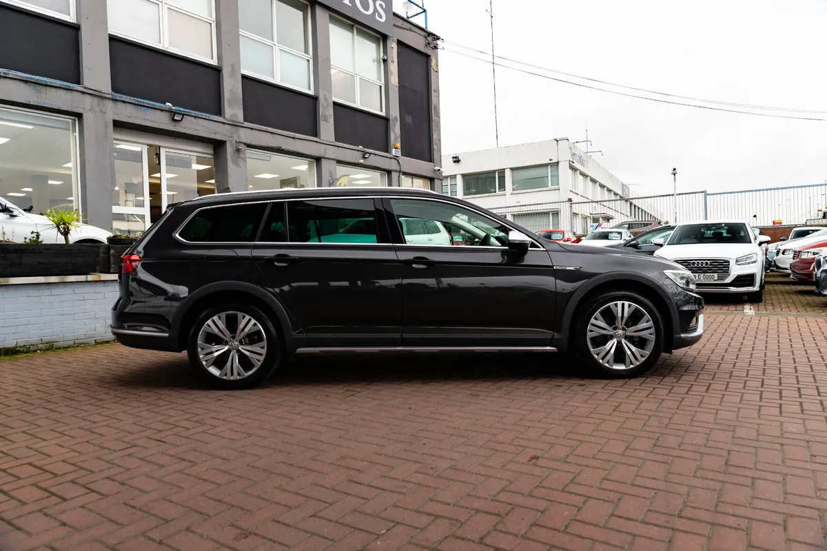 2.0TDI 150BHP ALLTRACK 4WD ELEGANCE EDITION // HUG - Image 2