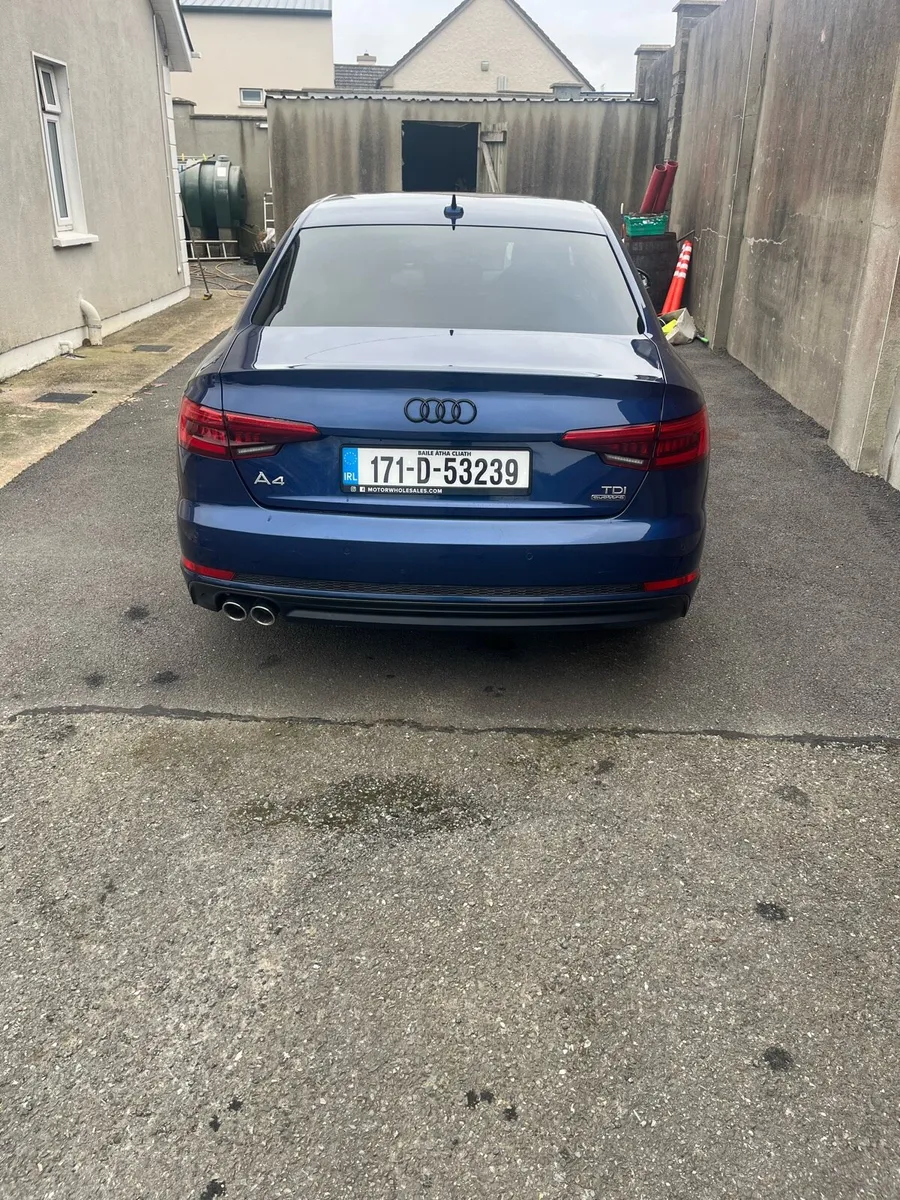 Car - Image 3