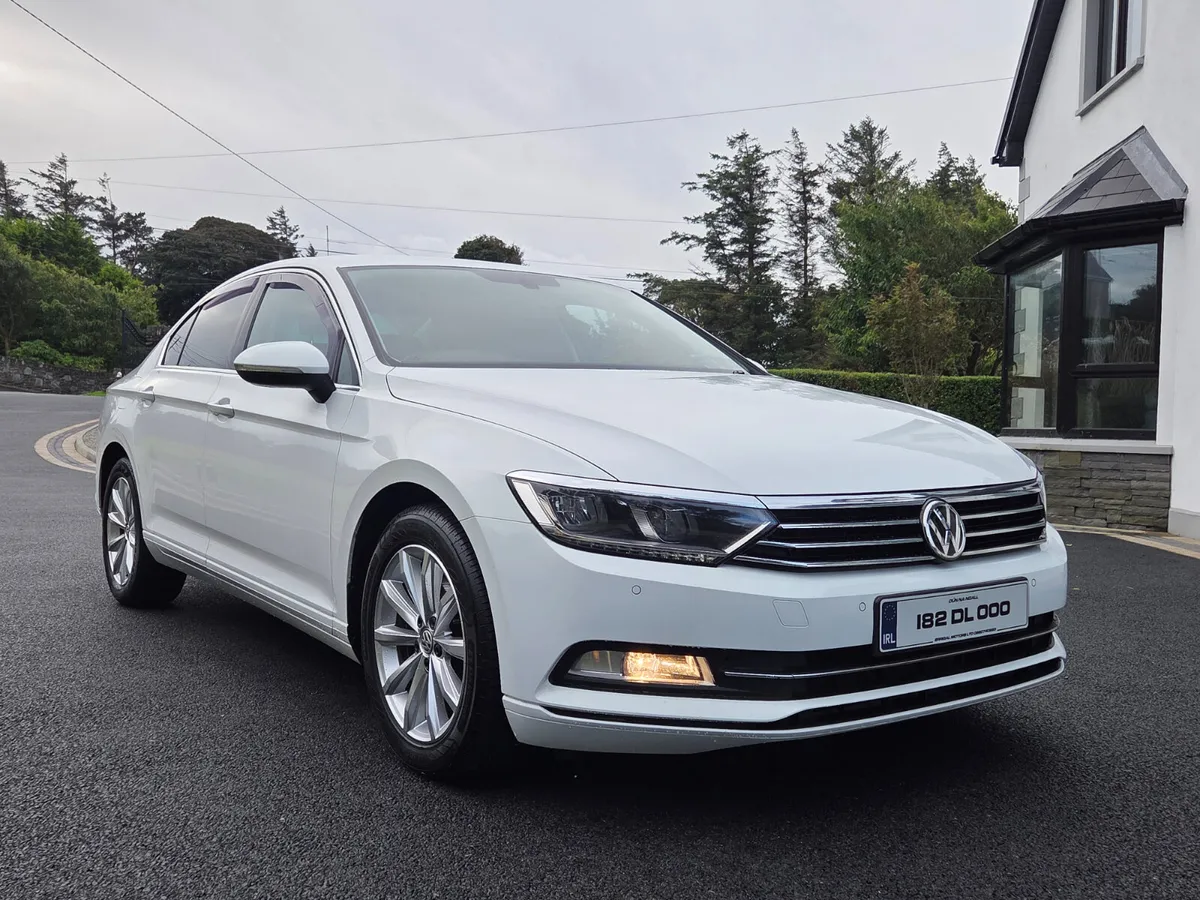 2018 VOLKWAGEN PASSAT SE AUTOMATIC - Image 2