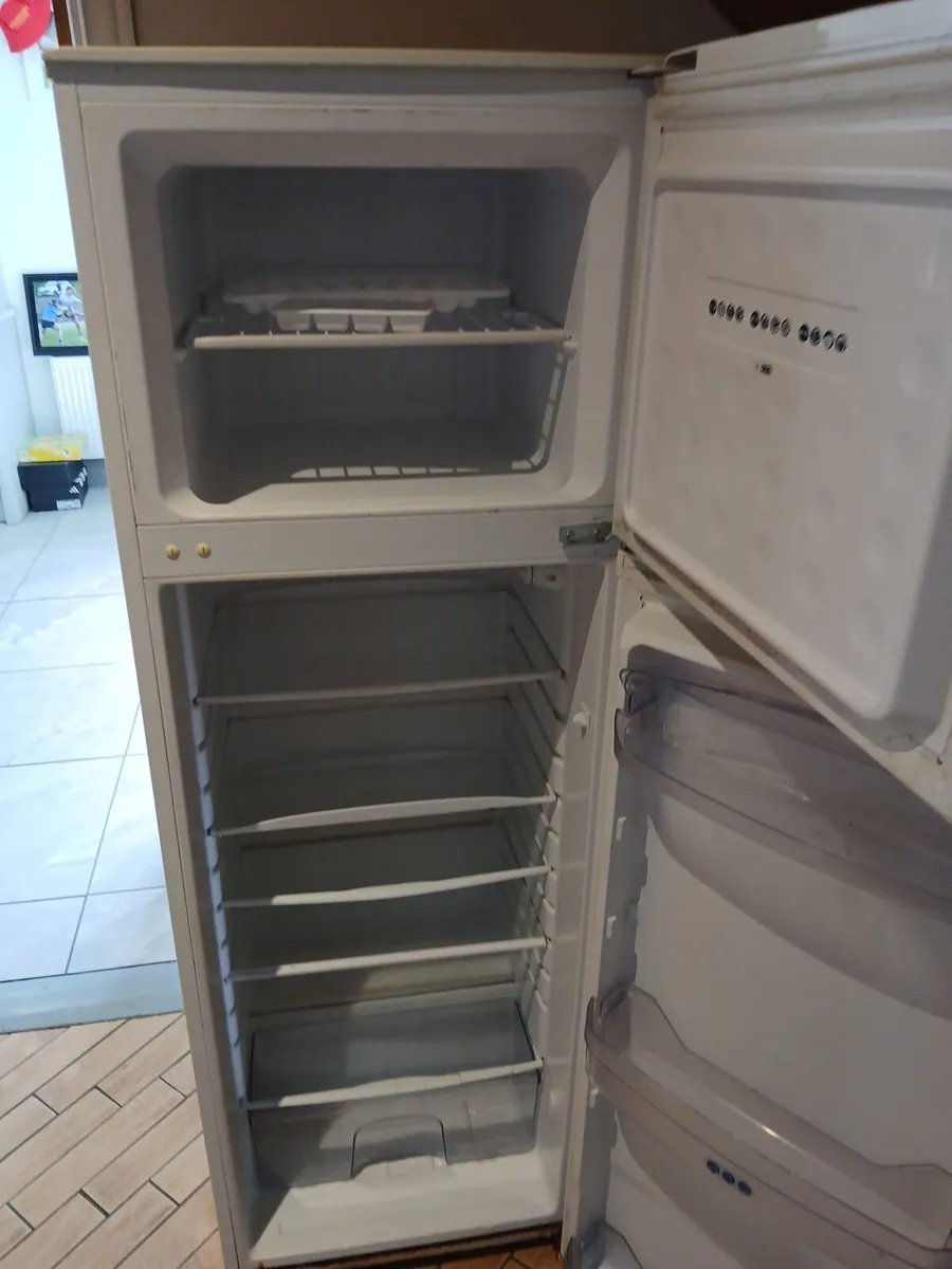 Whirlpool fridge freezer