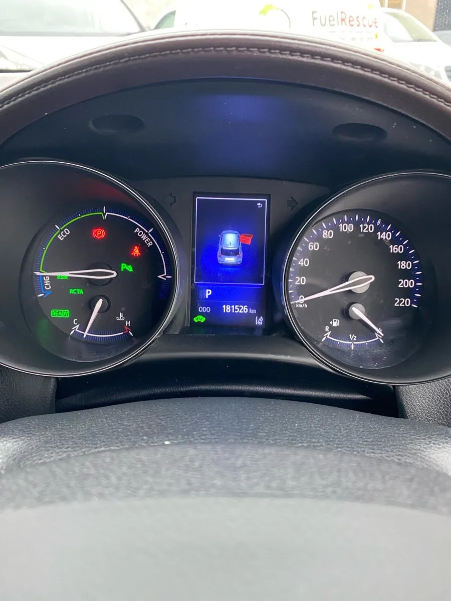 Toyota CHR Hybrid 2019 - Image 3