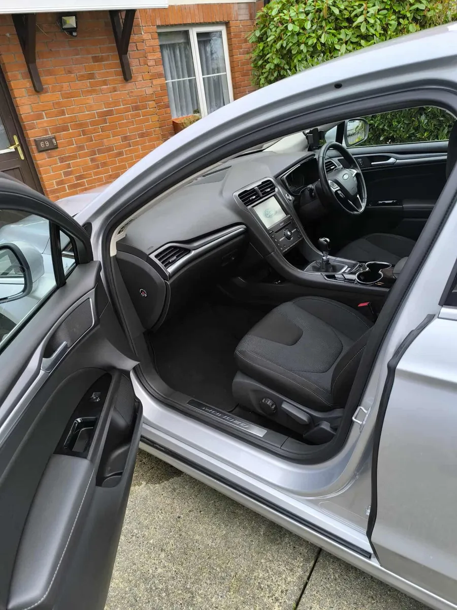 Ford Mondeo Titanium 2016 NCT 08 26 TAX 12 25 - Image 4