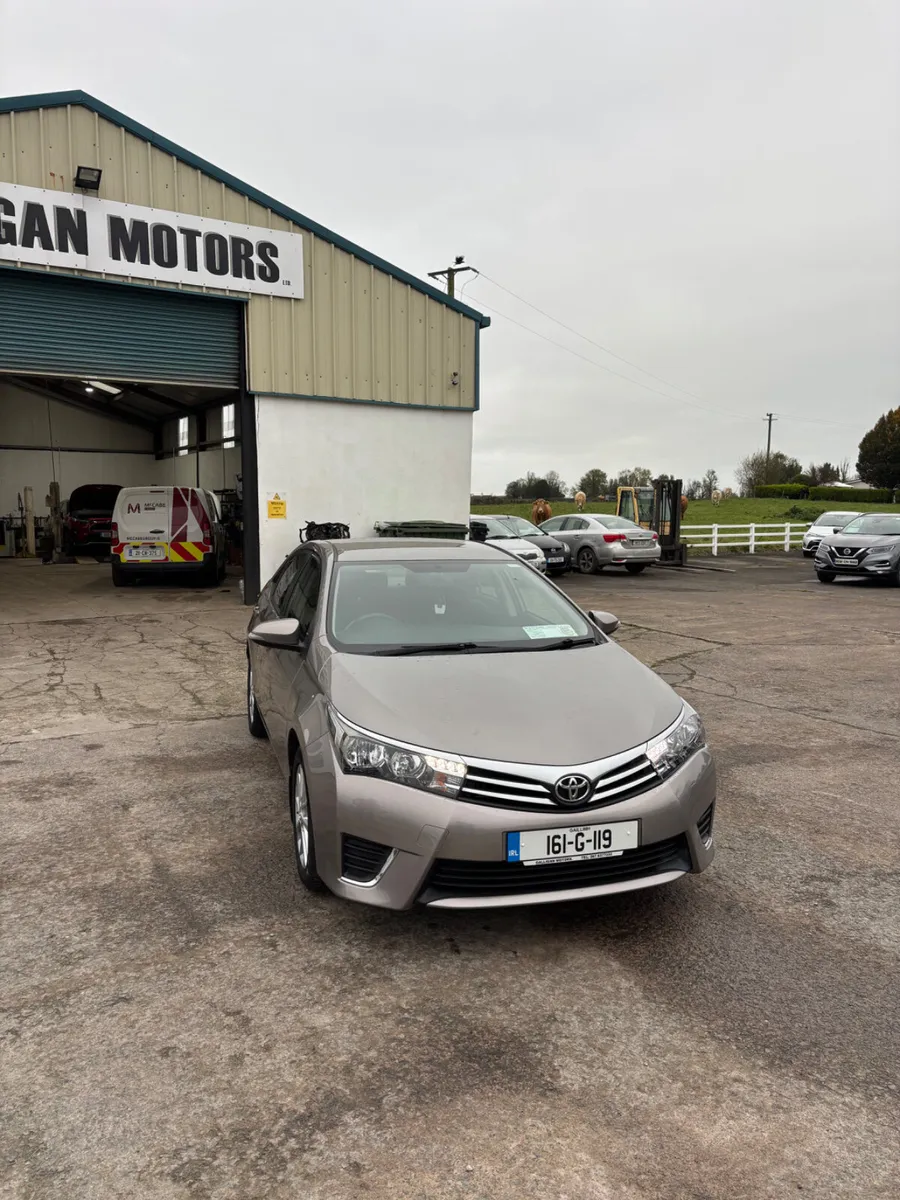 Toyota Corolla 2016 - Image 2