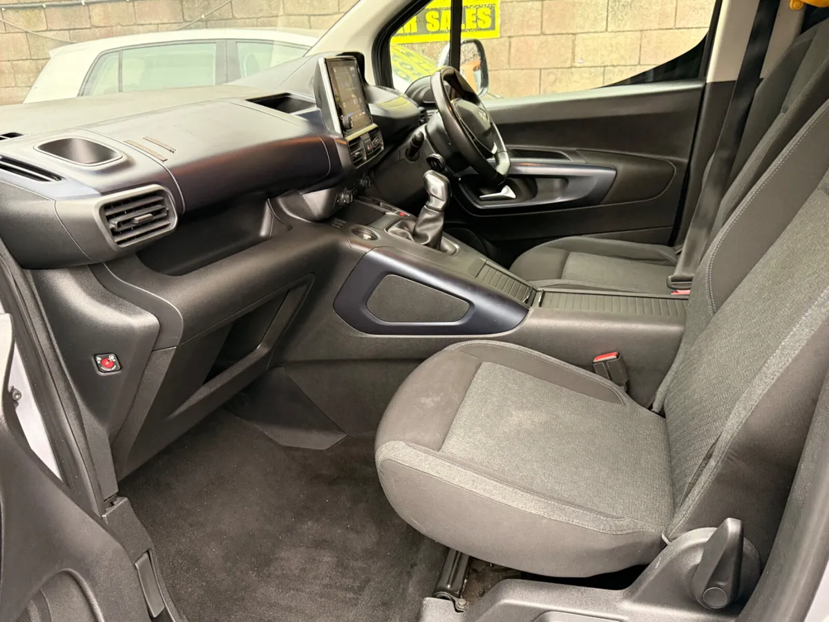 Peugeot Rifter 2020 (202) wheelchair accessible - Image 4