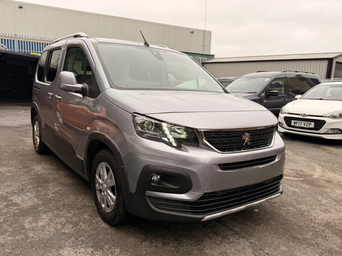 Peugeot Rifter 2020 (202) wheelchair accessible - Image 2
