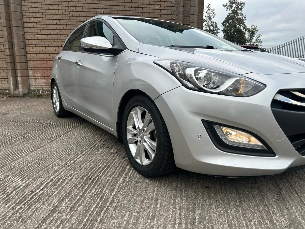 2012 HYUANDAI I30 1.4 petrol - Image 2