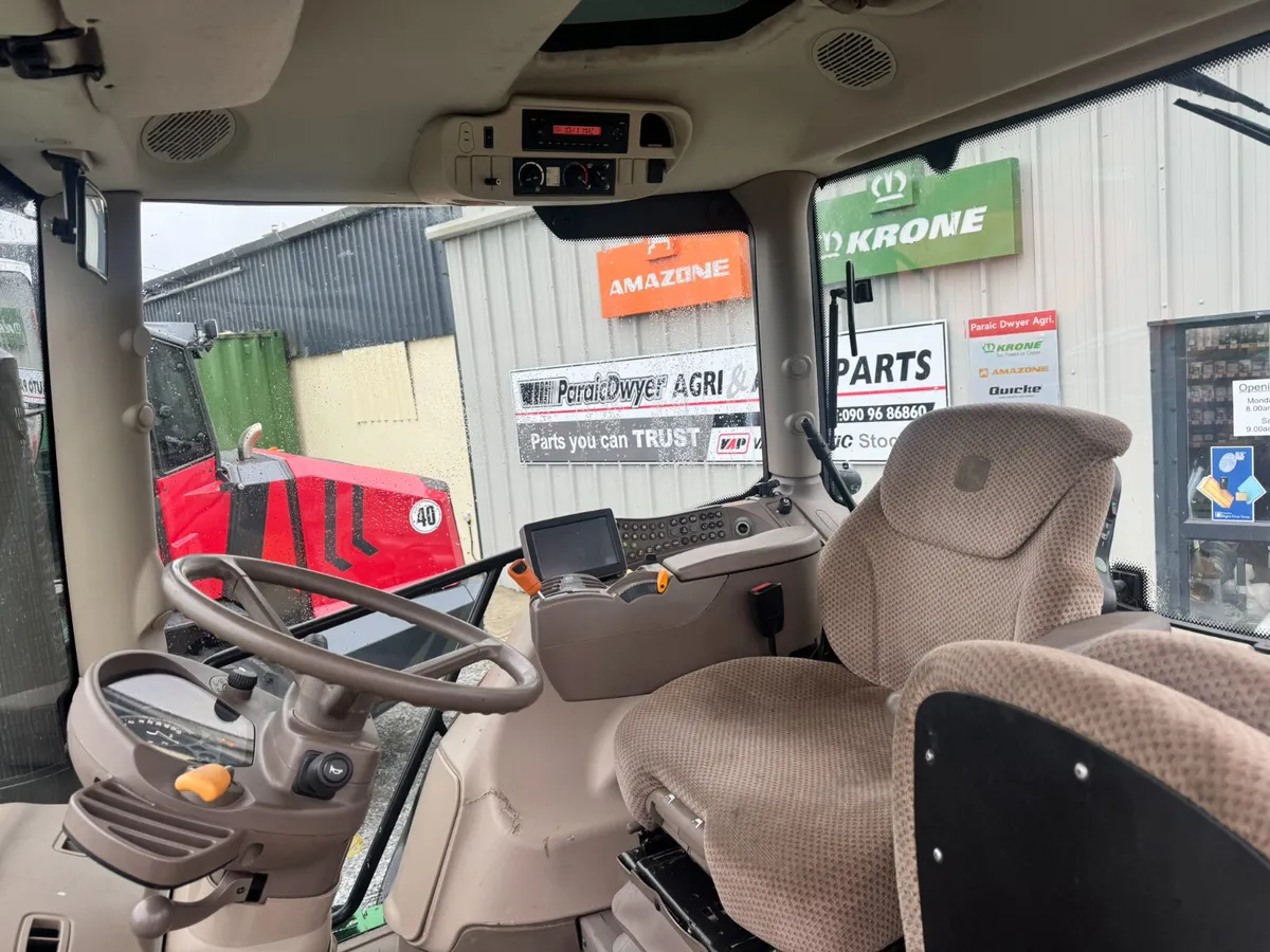 2015 John Deere 6150R Auto Power - Image 2