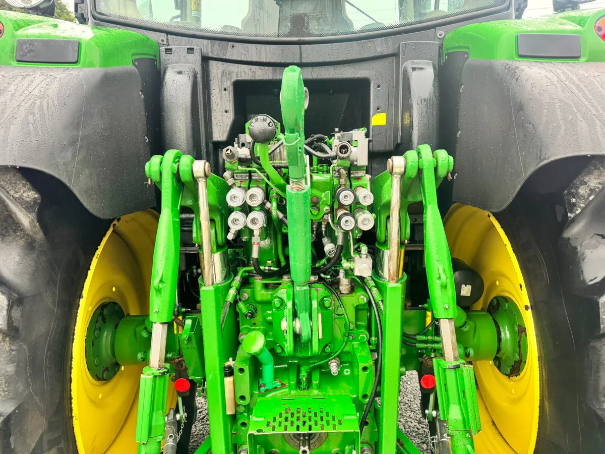 2015 John Deere 6150R Auto Power - Image 4
