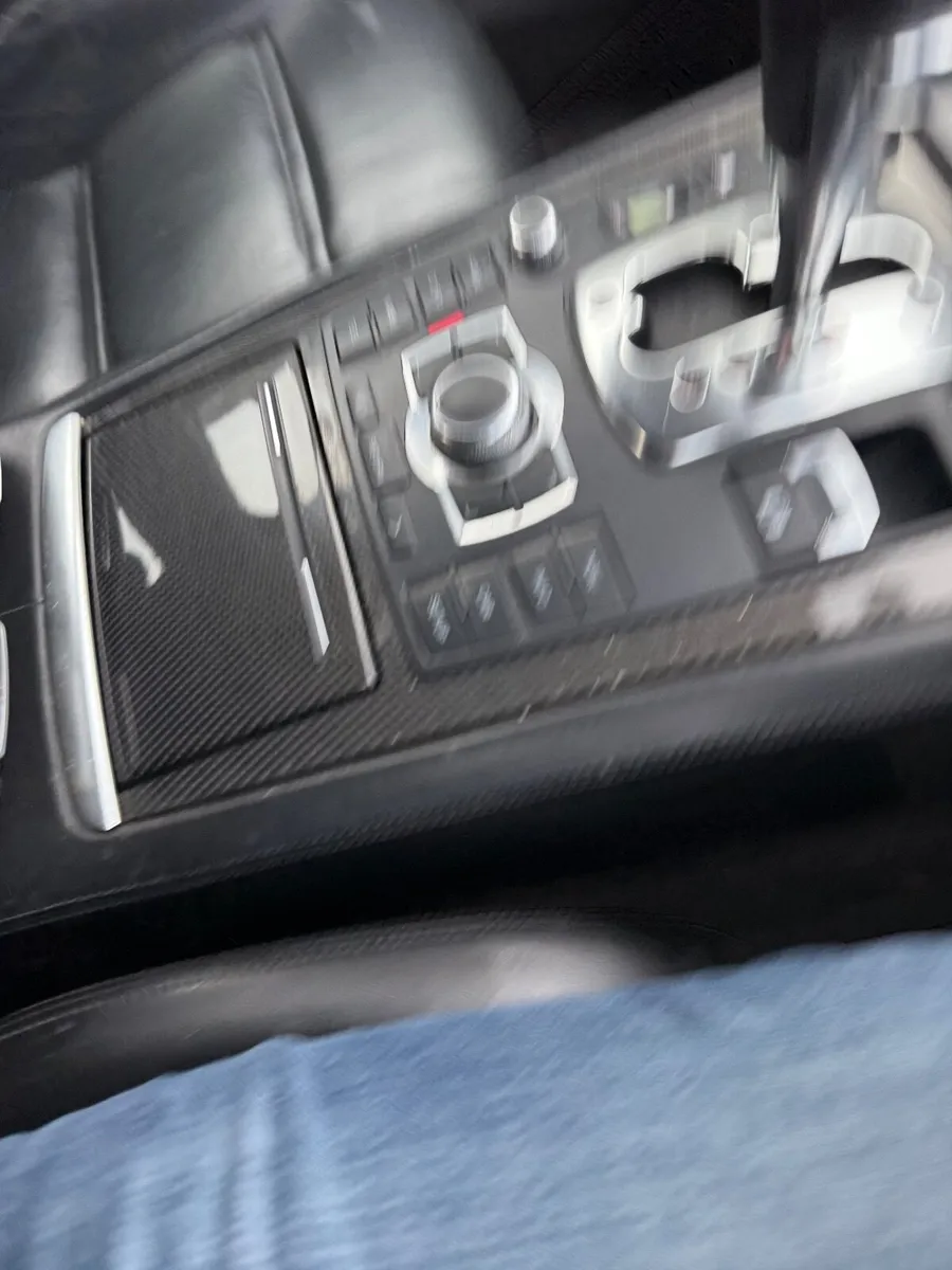 Audi S8 2006 - Image 3