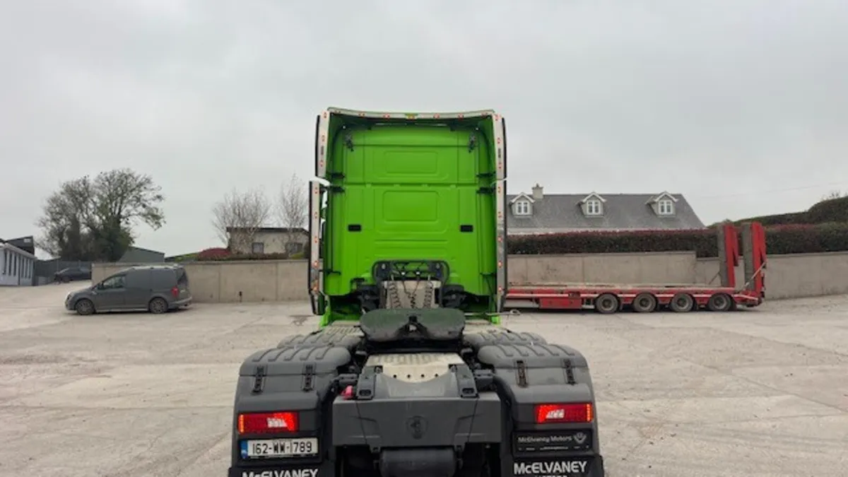 2016 SCANIA R580 - Image 4