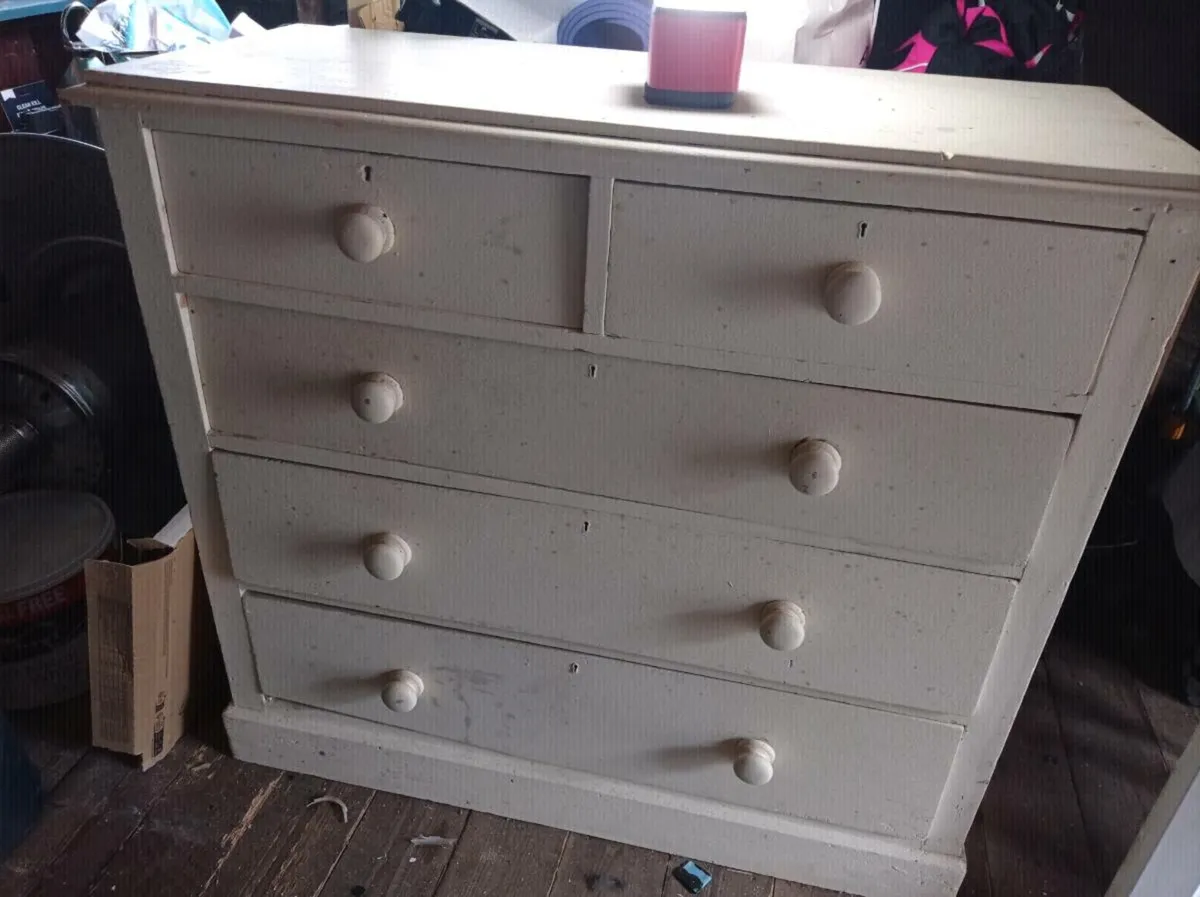 Pine Chest of Drawers