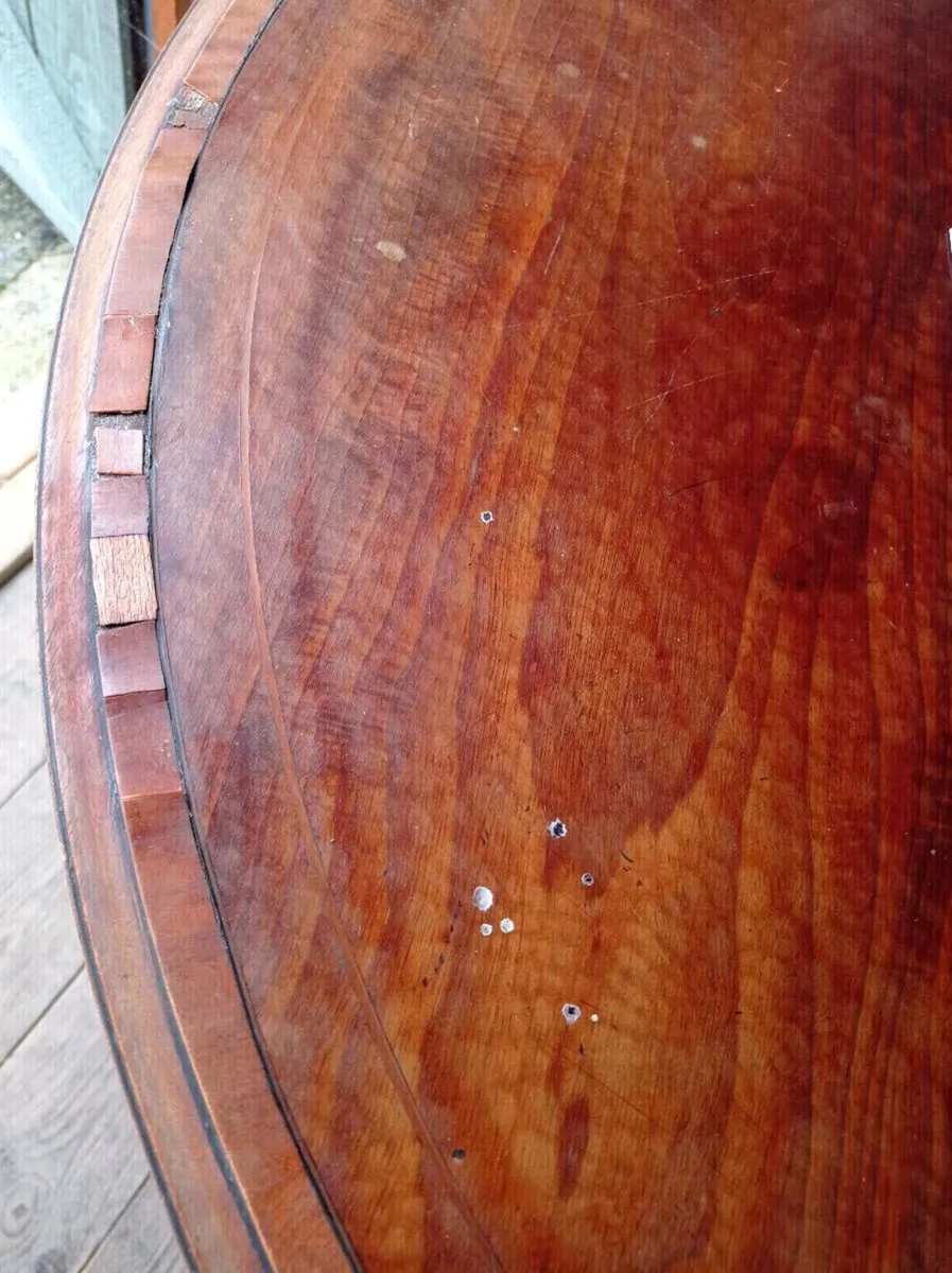 Mahogany occasional table - Image 3